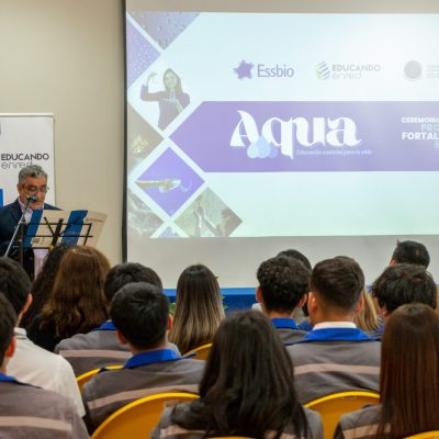 Essbio y Educando en Red lanzan Programa AQUA para fortalecer la formación de futuros técnicos en instalaciones sanitarias